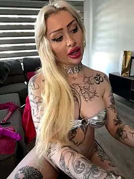 JennaLinn online show from September 13, 2025, 2:17 pm