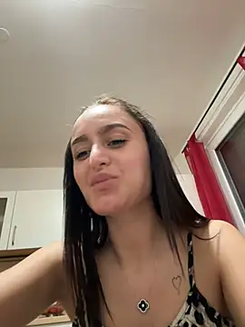 Snapshot of Zeyna1 chatting on January 27, 2025, 9:11 pm Zeyna1 online show from January 27, 2025, 9:11 pm