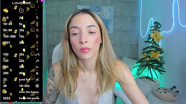 Snapshot of barbie_scoth_ chatting on December 4, 2024, 7:23 pm barbie scoth  online show from December 4, 2024, 7:23 pm