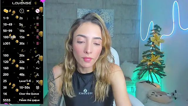 Snapshot of barbie_scoth_ chatting on December 7, 2024, 3:25 am barbie scoth  online show from December 7, 2024, 3:25 am
