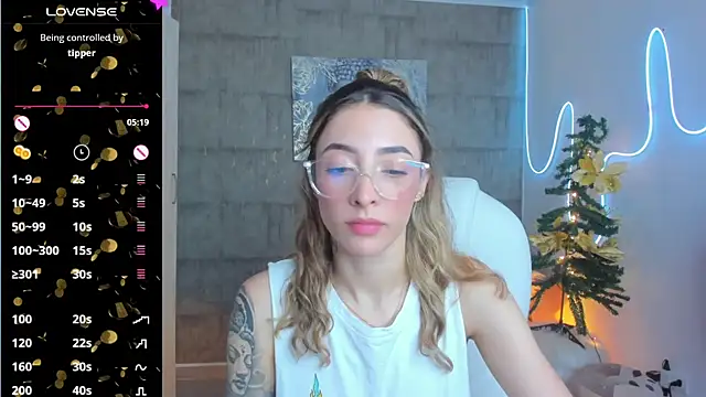 Snapshot of barbie_scoth_ chatting on December 29, 2024, 8:37 pm barbie scoth  online show from December 29, 2024, 8:37 pm