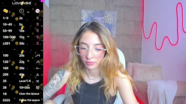 Snapshot of barbie_scoth_ chatting on March 2, 2025, 11:09 pm barbie scoth  online show from March 2, 2025, 11:09 pm