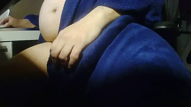 Snapshot of suedel65 chatting on March 19, 2026, 4:16 am suedel65 online show from March 19, 2026, 4:16 am