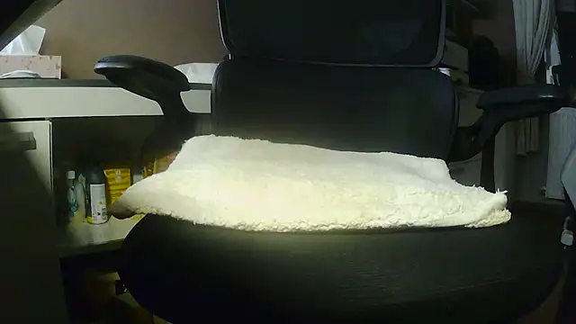 Snapshot of suedel65 chatting on April 3, 2026, 2:53 am suedel65 online show from April 3, 2026, 2:53 am