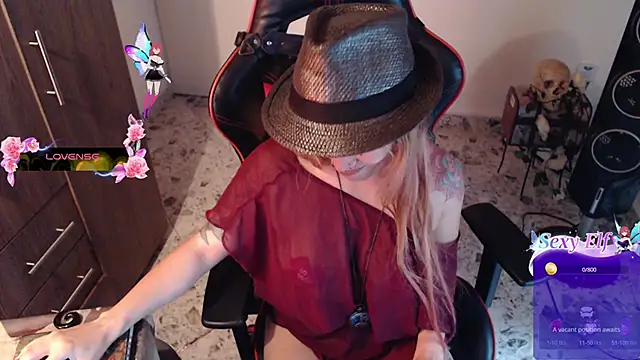 Snapshot of pink-2022 chatting on March 5, 2025, 12:44 pm pink-2022 online show from March 5, 2025, 12:44 pm