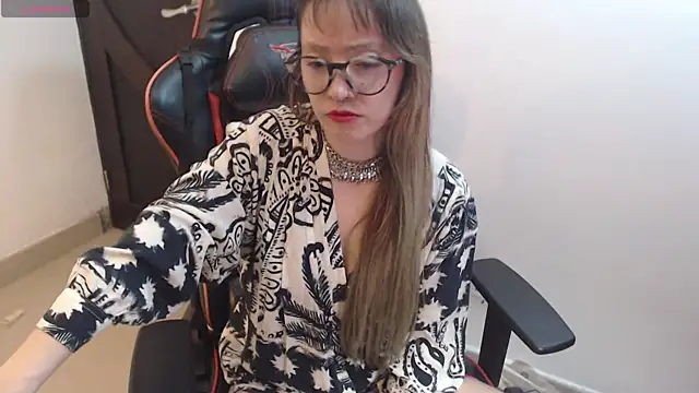 pink-2022 online show from May 23, 2026, 2:32 pm