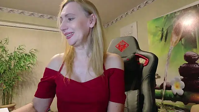 HotLana69 online show from April 9, 2026, 6:46 pm