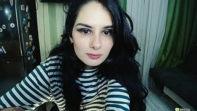 Snapshot of The_Blacksphinxxx chatting on February 3, 2025, 4:52 pm The Blacksphinxxx online show from February 3, 2025, 4:52 pm