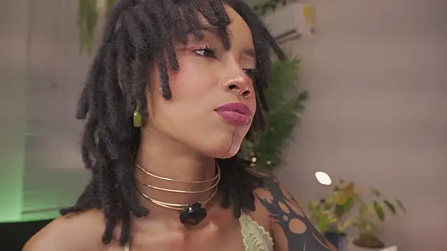 Snapshot of Cooper-Reds chatting on February 7, 2026, 10:57 pm Cooper-Reds online show from February 7, 2026, 10:57 pm