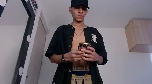 Samuel Suarez online show from December 5, 2024, 5:06 pm