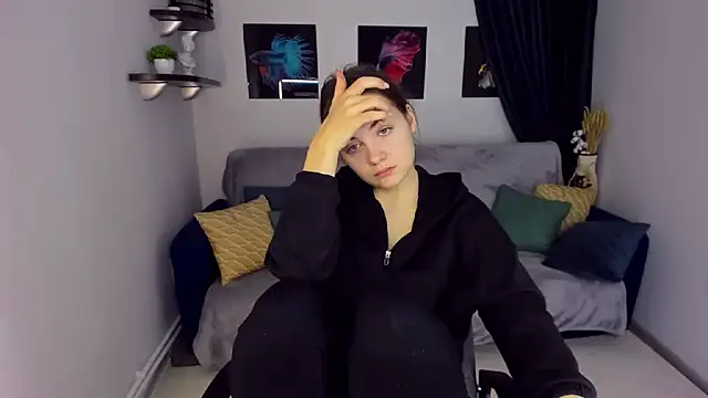 KristinaLoison online show from December 24, 2024, 4:11 am