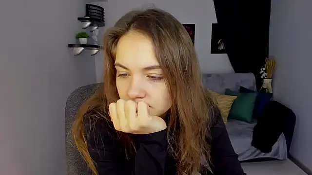 KristinaLoison online show from January 14, 2025, 3:01 am