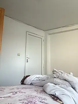 Mary Hot  online show from October 14, 2025, 12:50 pm