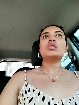 aisha es online show from January 14, 2025, 5:45 pm