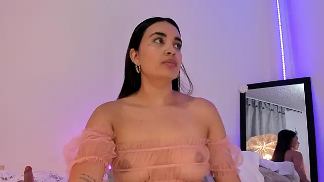 aisha es online show from January 19, 2025, 4:04 pm