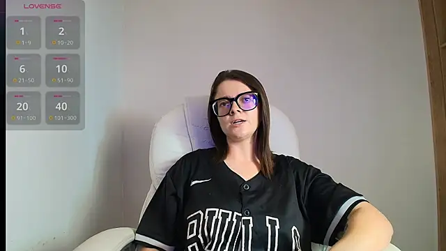 Arya starrk online show from March 12, 2025, 3:29 pm