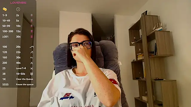 Arya starrk online show from November 3, 2025, 2:29 pm