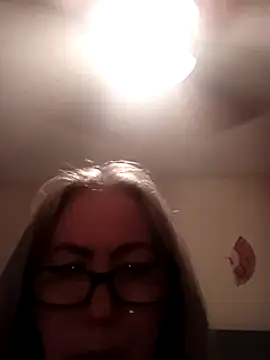 Snapshot of EvaRobinson chatting on December 12, 2024, 5:52 am EvaRobinson online show from December 12, 2024, 5:52 am