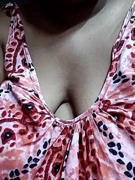 Snapshot of DEPALI09 chatting on October 29, 2025, 7:37 pm DEPALI09 online show from October 29, 2025, 7:37 pm