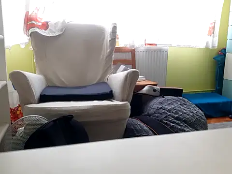 feathersify online show from September 10, 2025, 7:41 am