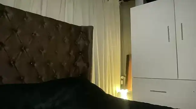 Snapshot of Lilly_cruz chatting on March 13, 2025, 6:34 pm Lilly cruz online show from March 13, 2025, 6:34 pm