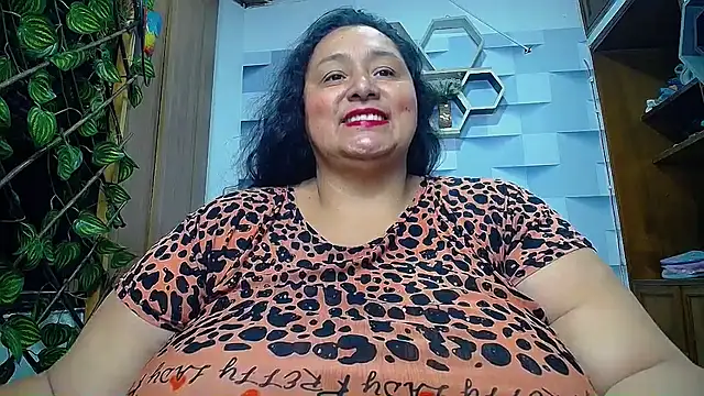 TistMature online show from September 15, 2025, 1:33 pm