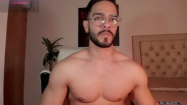 Josseph1  online show from October 27, 2025, 11:31 pm