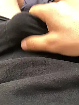 gokhanbey34 online show from February 24, 2025, 12:16 pm