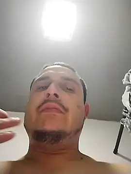 Snapshot of thickcocklatino chatting on December 22, 2024, 8:38 am thickcocklatino online show from December 22, 2024, 8:38 am