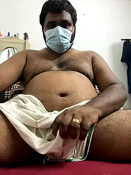 godmail100 online show from November 8, 2025, 1:33 pm