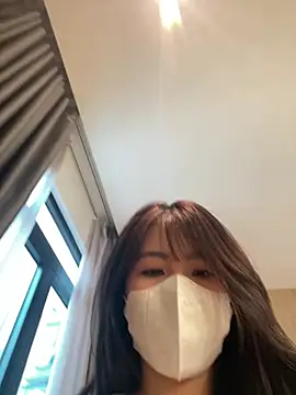 Onee-Chew online show from April 7, 2026, 3:40 am