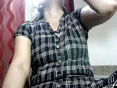Snapshot of RukminiNew chatting on April 26, 2026, 12:25 pm RukminiNew online show from April 26, 2026, 12:25 pm