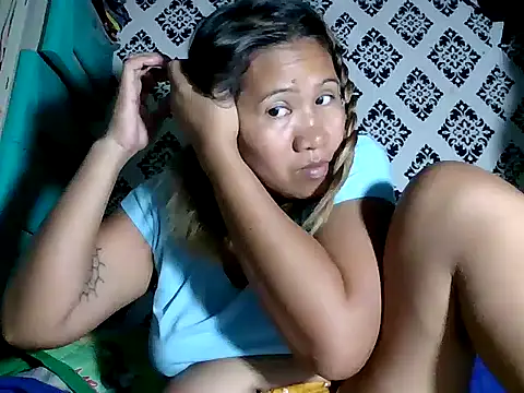 sweet smile4u online show from March 23, 2026, 11:09 pm