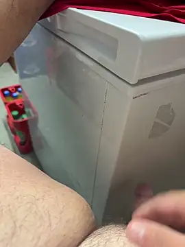 buri232 online show from November 7, 2025, 1:44 pm