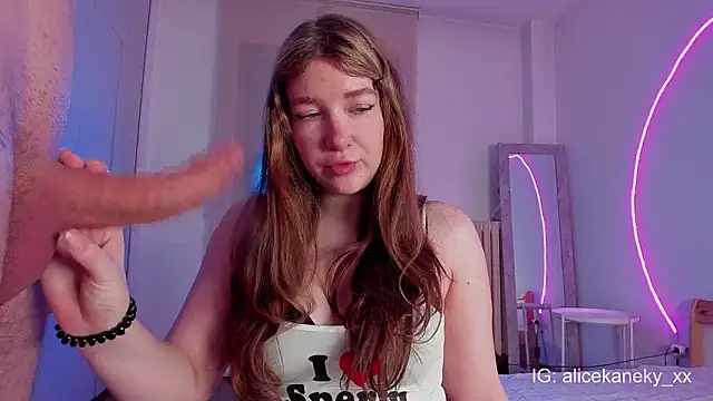 alicekaneky online show from February 6, 2026, 11:41 pm