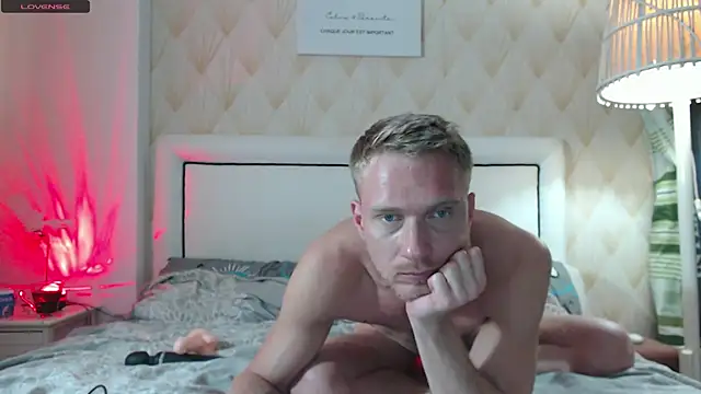 redheadxxl online show from October 23, 2025, 10:25 am