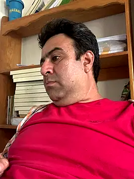 EmilianoGt online show from October 10, 2025, 6:07 pm