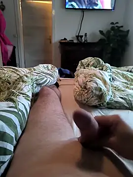 Snapshot of Andy7430 chatting on February 2, 2026, 7:18 am Andy7430 online show from February 2, 2026, 7:18 am