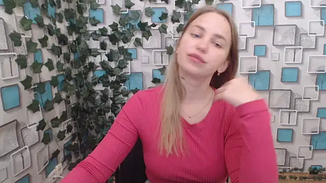 Snapshot of klerkarina chatting on October 5, 2025, 4:55 am klerkarina online show from October 5, 2025, 4:55 am