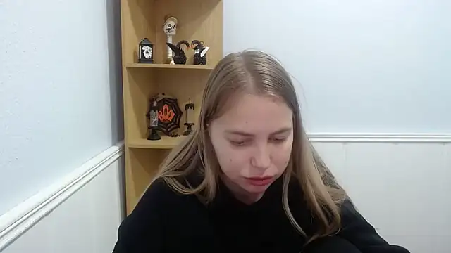 Snapshot of klerkarina chatting on October 17, 2025, 5:32 am klerkarina online show from October 17, 2025, 5:32 am