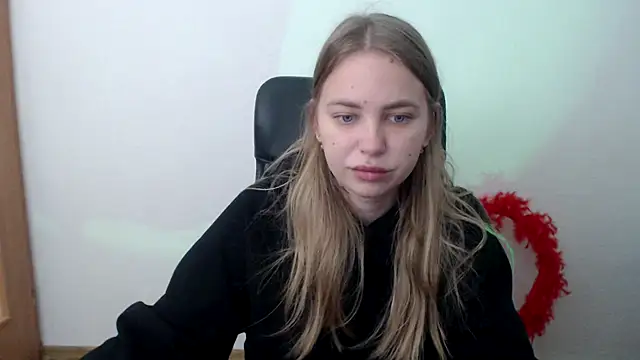 Snapshot of klerkarina chatting on October 23, 2025, 4:34 am klerkarina online show from October 23, 2025, 4:34 am