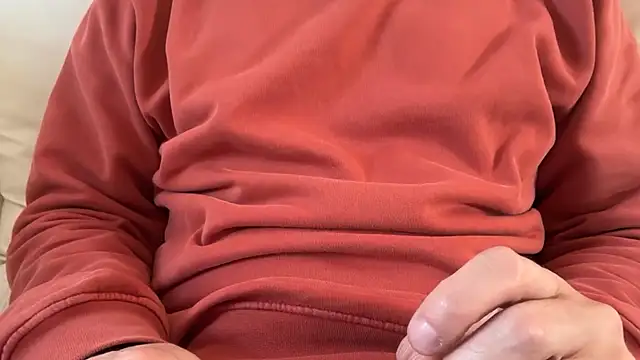 qualunque 21 online show from April 27, 2026, 4:16 pm