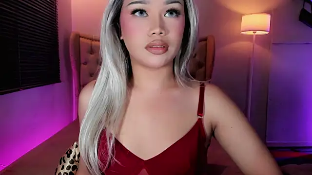 BoaHancockx online show from December 22, 2025, 5:43 pm