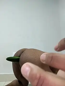 Snapshot of Rafael24445473 chatting on November 22, 2025, 5:56 pm Rafael24445473 online show from November 22, 2025, 5:56 pm