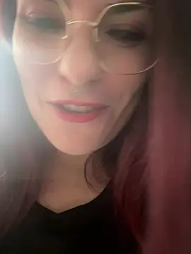 LunaMoongirl online show from January 8, 2025, 10:37 am