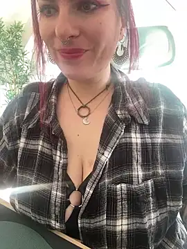 LunaMoongirl online show from October 1, 2025, 10:10 am