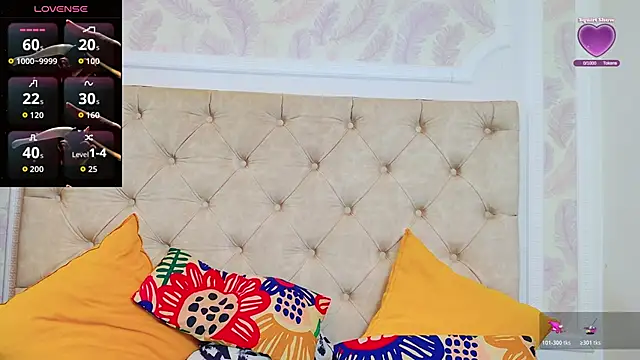 Snapshot of KarinaNoir chatting on February 3, 2026, 3:15 am KarinaNoir online show from February 3, 2026, 3:15 am