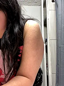 Snapshot of AriannaPena chatting on October 2, 2025, 10:17 pm AriannaPena online show from October 2, 2025, 10:17 pm