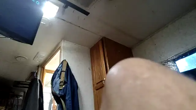 Fluxus532xh online show from March 11, 2026, 8:37 pm