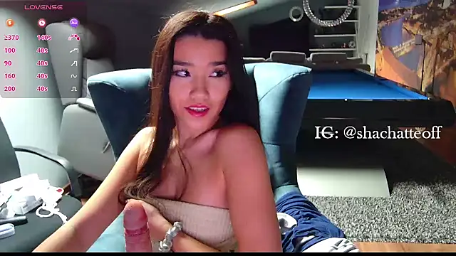 shachatteof online show from December 3, 2025, 11:08 am